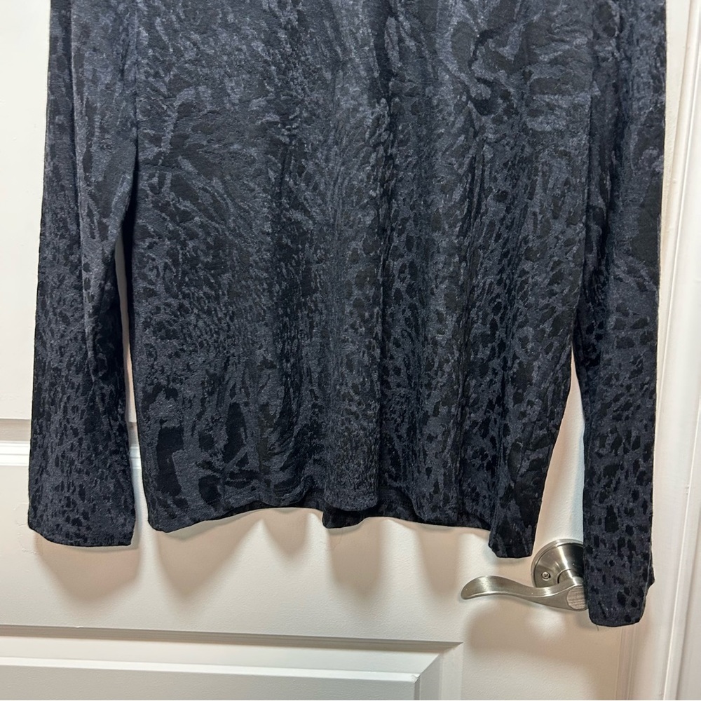 Simply Vera Vera Wang Womens Top Gray Long Sleeve Knit Size Large - Picture 2 of 16